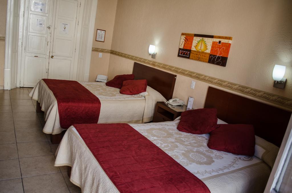 Hotel Posada Regis Гвадалахара Экстерьер фото